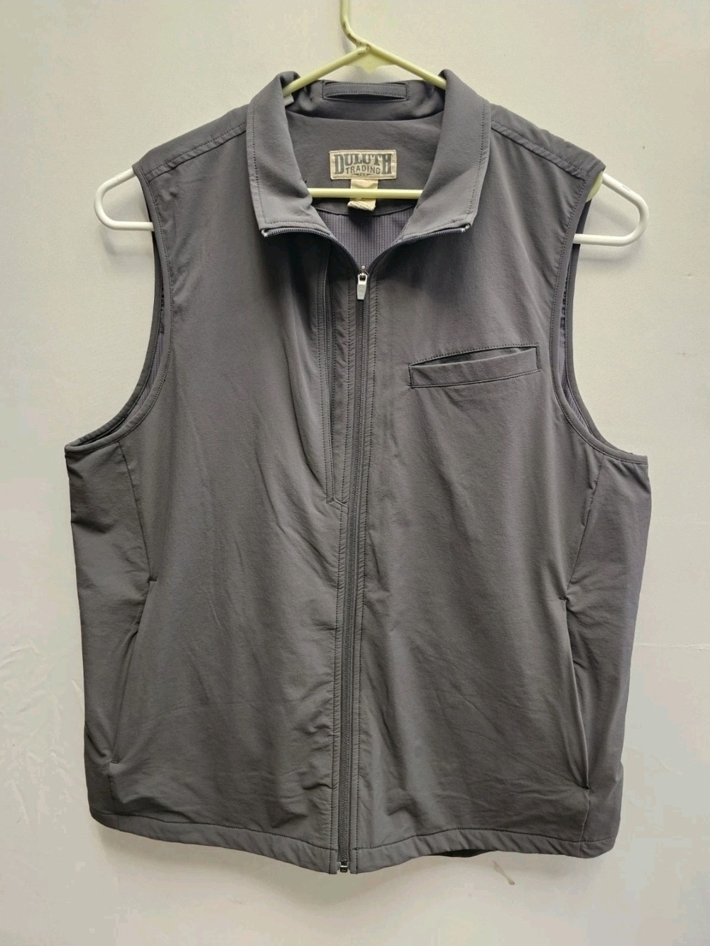 Duluth Trading Co Men's Grey Utility Vest Large Full Zip Multi Pocket V-Neck